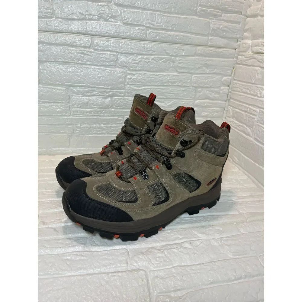 Mens Nevados Boomerang Mid Hiker shoes